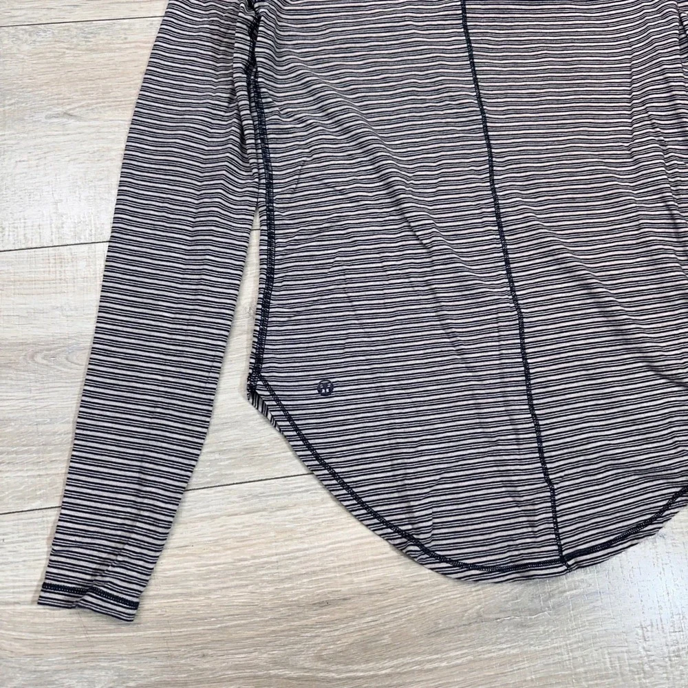 Lululemon Yogini 5 Year Long Sleeve Tee Black Striped Lightweight Pima‎ Cotton 2